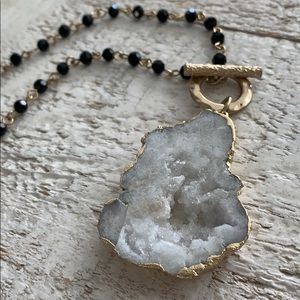NWOT Druzy Crystal Stone w Black Beaded Necklace